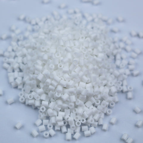 1000pcs/bag 2.6mm mini hama beads kids perler toys available 100%quality guarantee diy toy activity fuse beads PUPUKOU